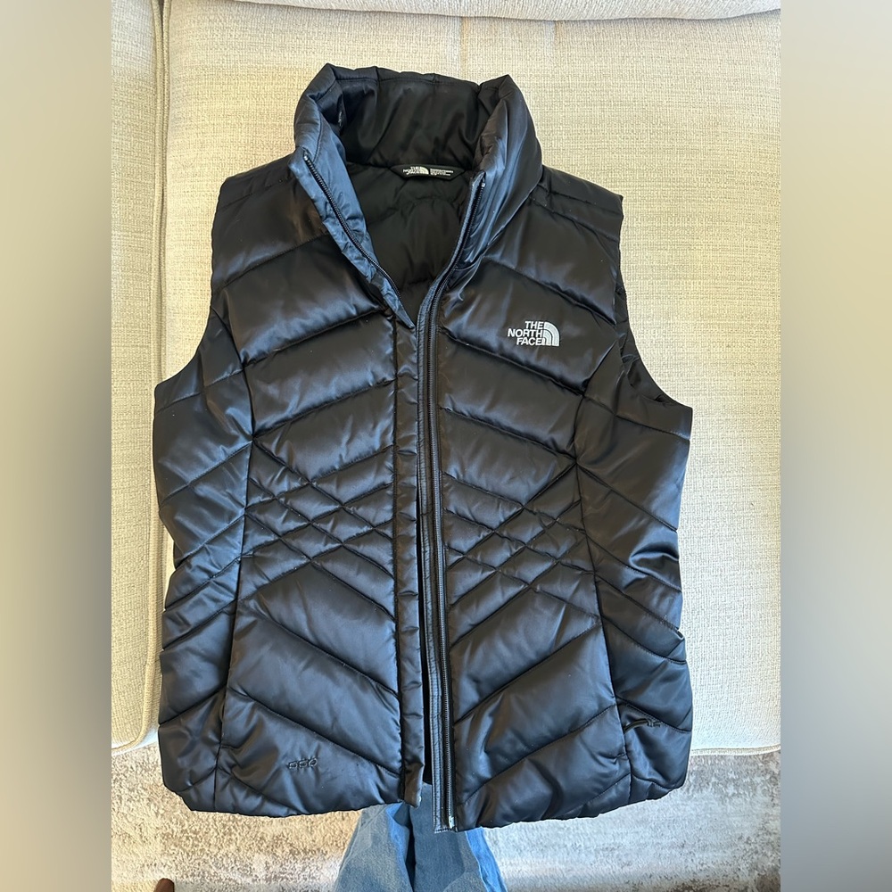 Black Northface vest